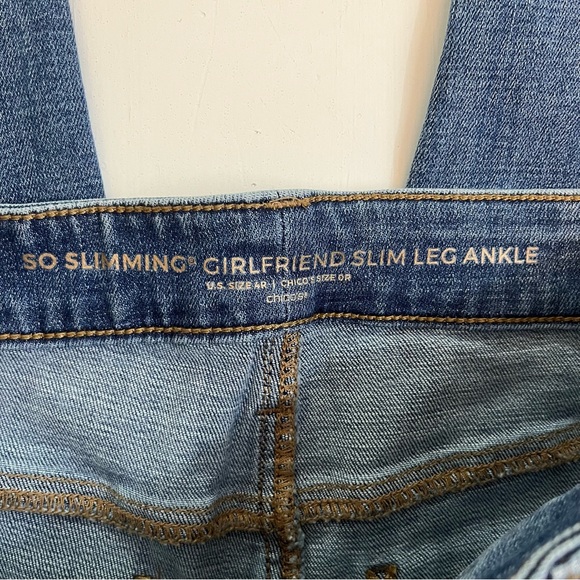 Chico’s So Slimming Girlfriend Leg Ankle Medium Wash Skinny Jean - Picture 7 of 7